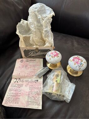 VTG Gainsborough Porcelain Door Knobs Floral Pink Roses Gold Set NIB Complete